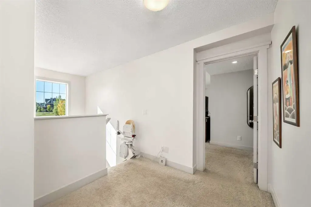 49 Marquis Grove SE