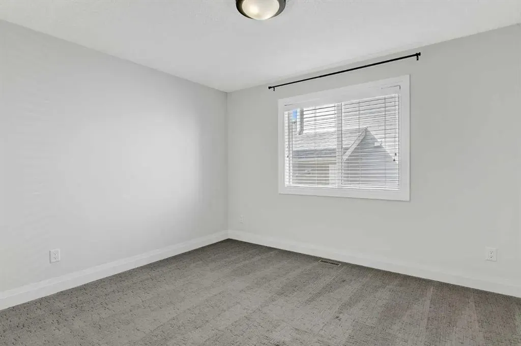 12902 105 Street Street