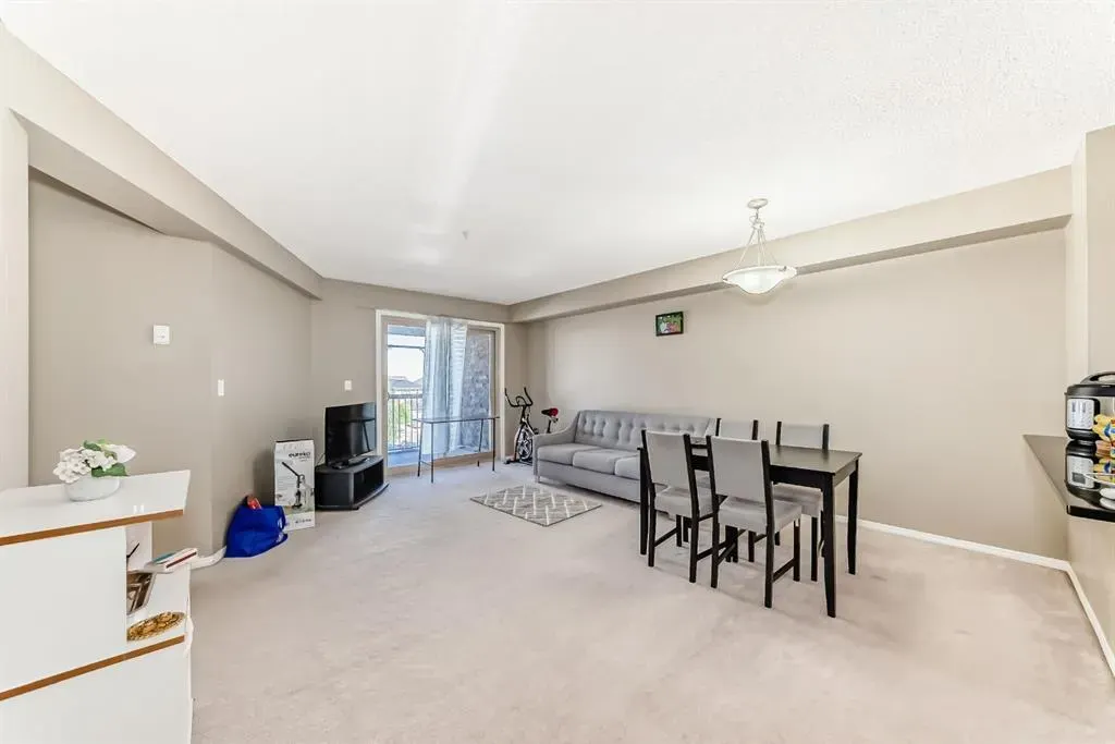 15 Saddlestone Way NE, #316