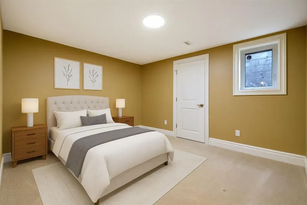 36 Baycrest Place SW