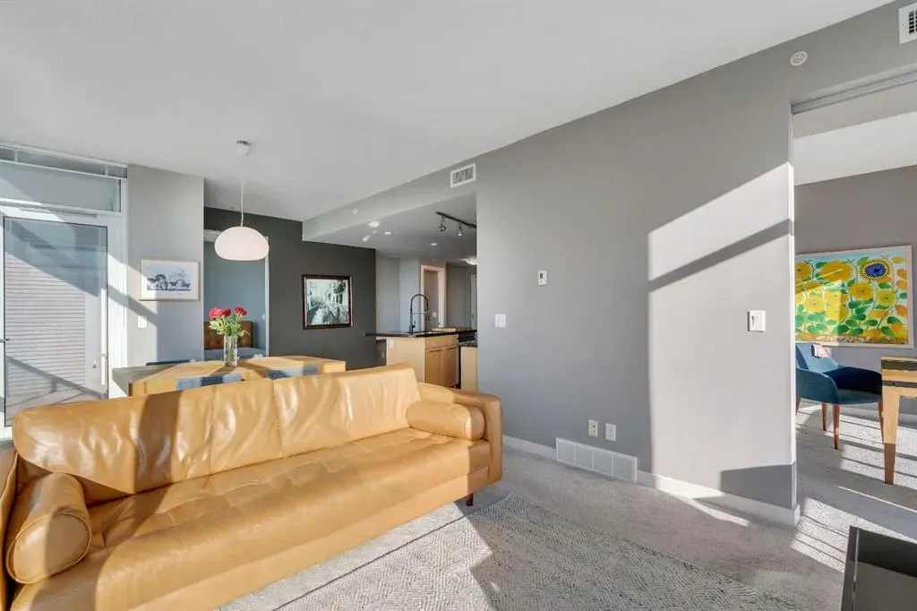 215 13 Avenue SW, #1006