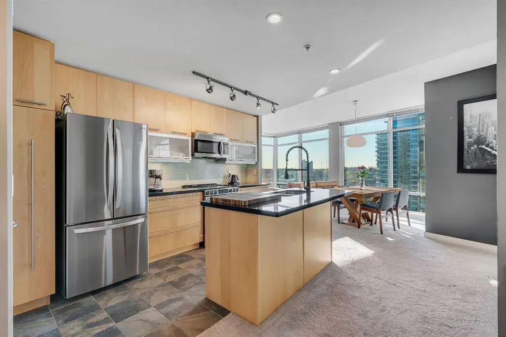 215 13 Avenue SW, #1006