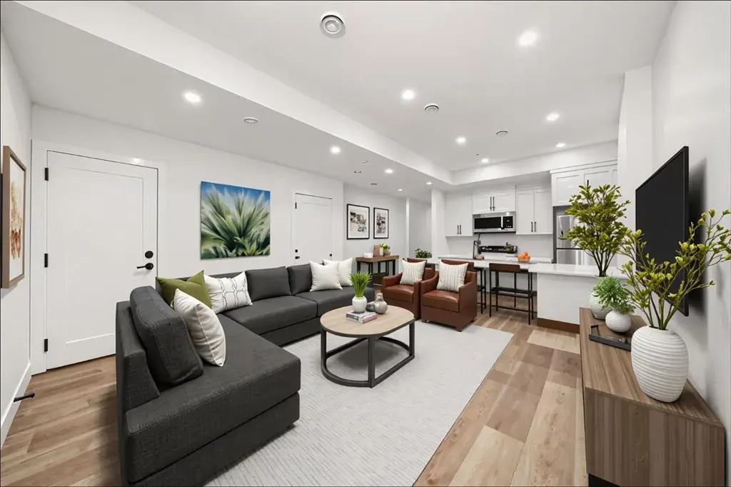 2503 20 Street SW