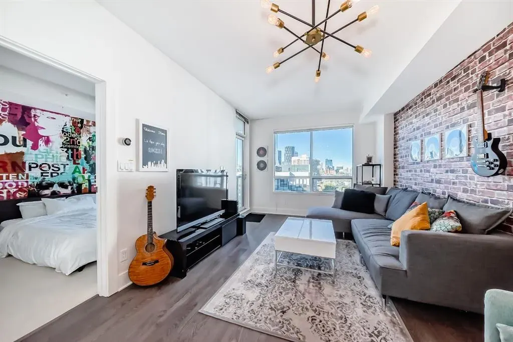 38 9 Street NE, #712