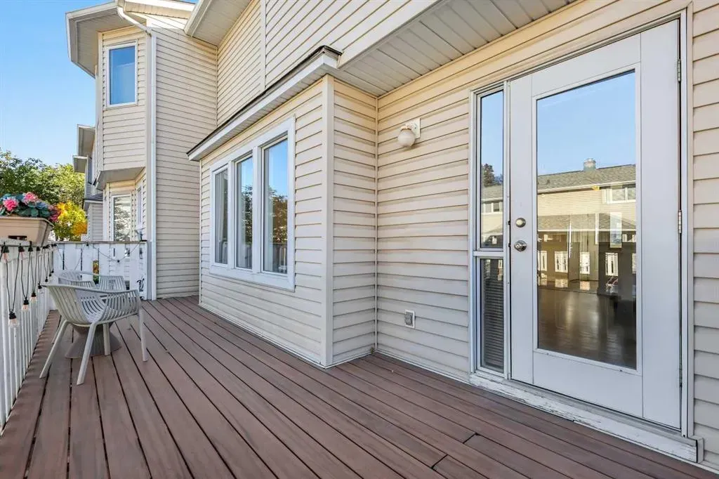 392 Killarney Glen Court SW