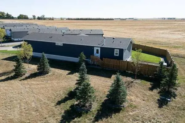 2037 Sunflower Crescent