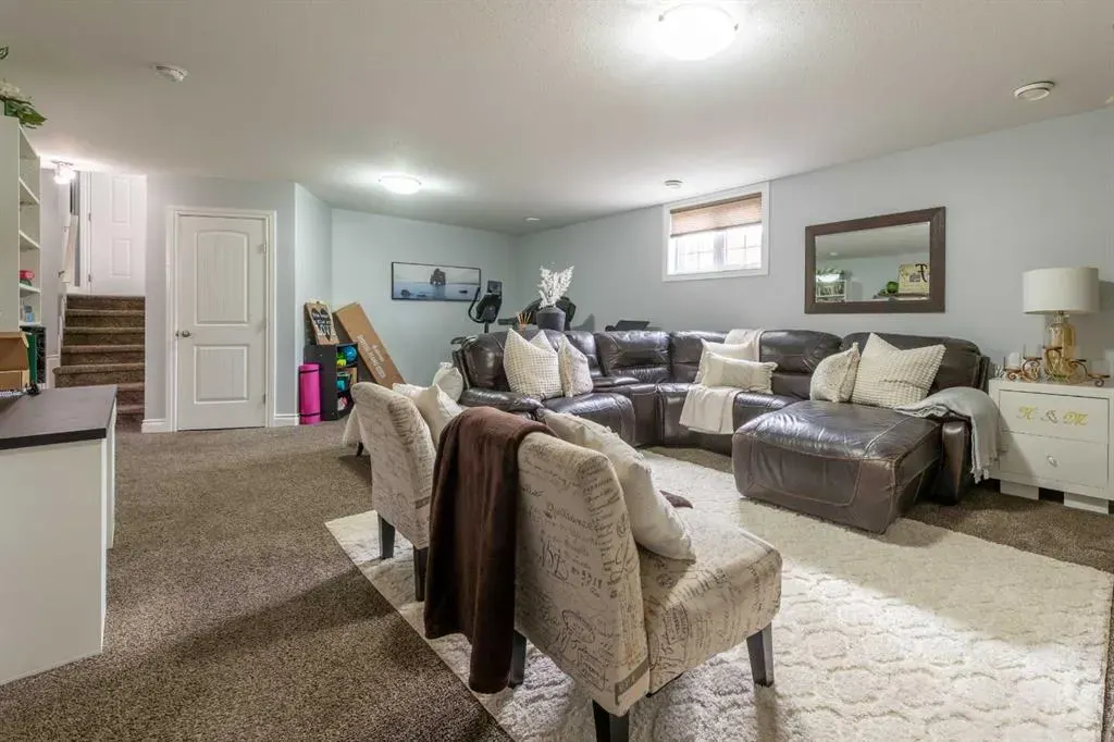 1802 59 B Avenue Close