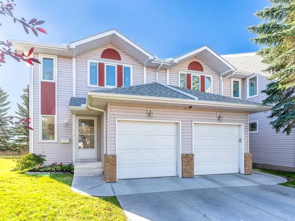 100 Catalina Circle NE