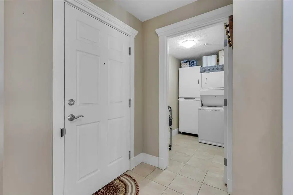 500 Rocky Vista Gardens NW, #126
