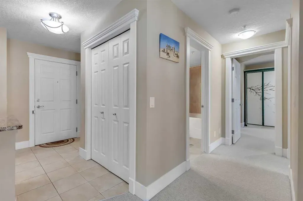 500 Rocky Vista Gardens NW, #126