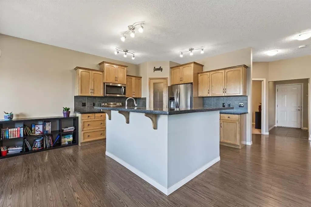 114 Everglen Crescent SW