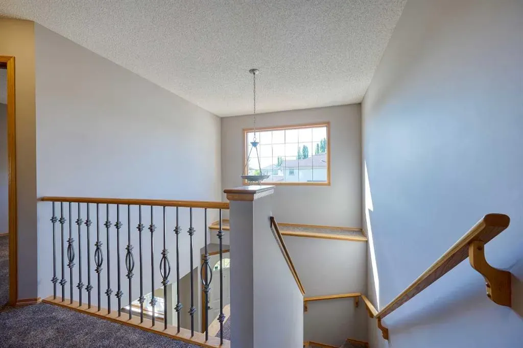 19 Westpoint Court SW