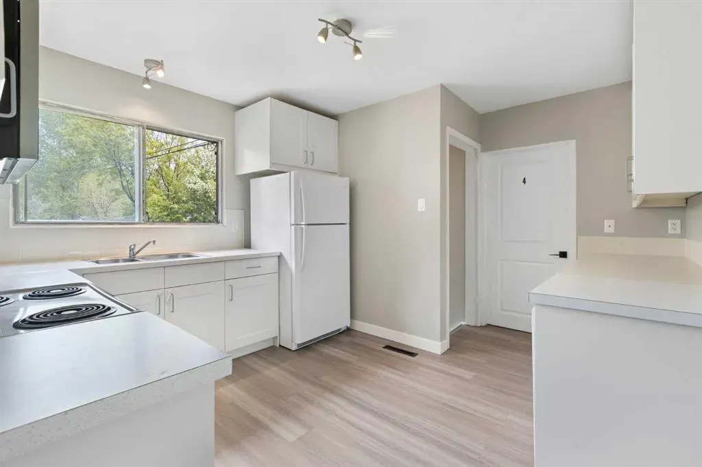 173 Gordon Drive SW