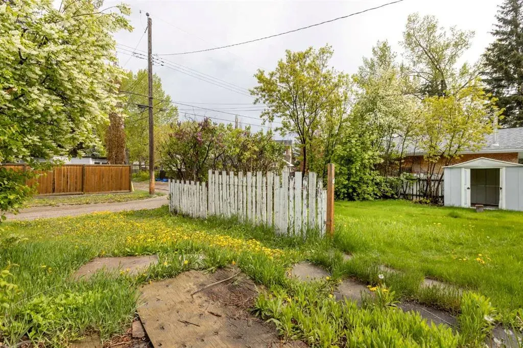 173 Gordon Drive SW