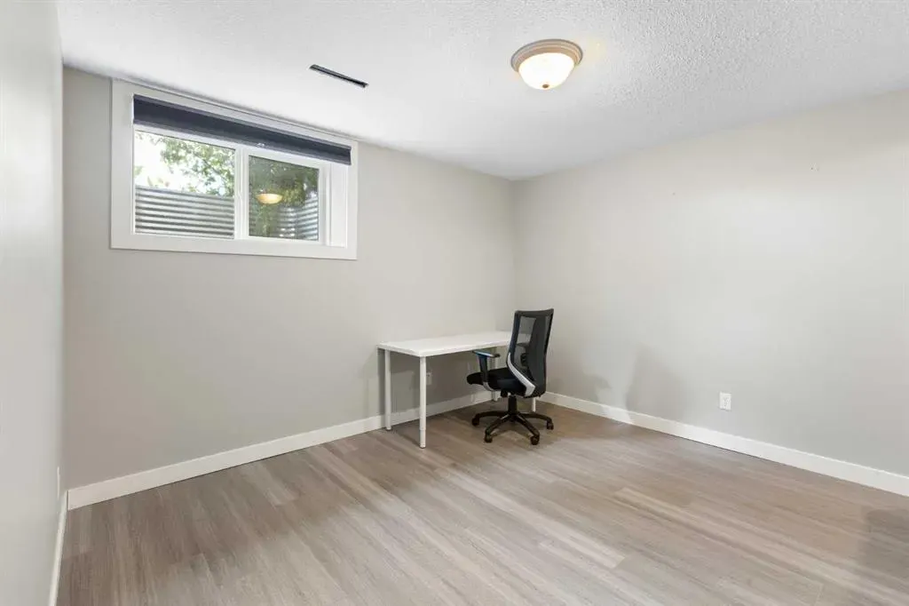 173 Gordon Drive SW