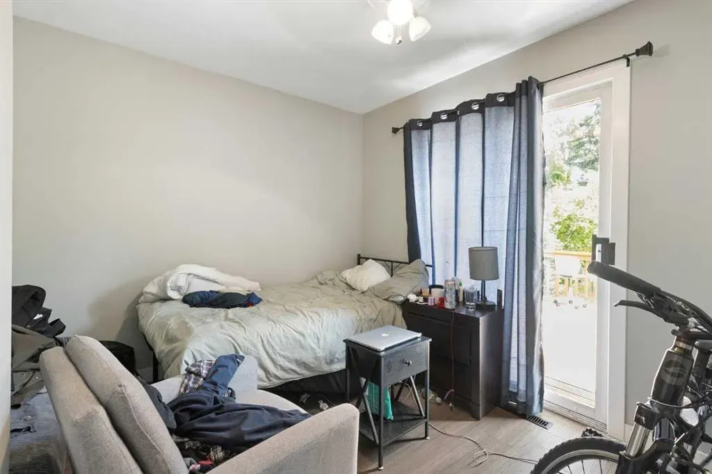 173 Gordon Drive SW