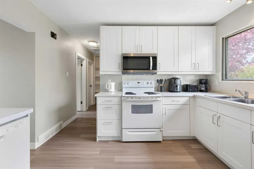 173 Gordon Drive SW