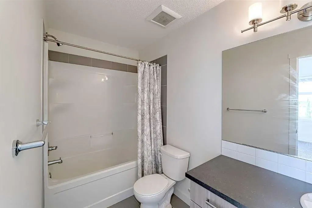 10 Walden Lane SE