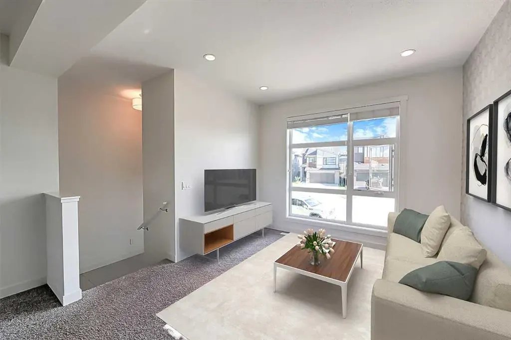 10 Walden Lane SE