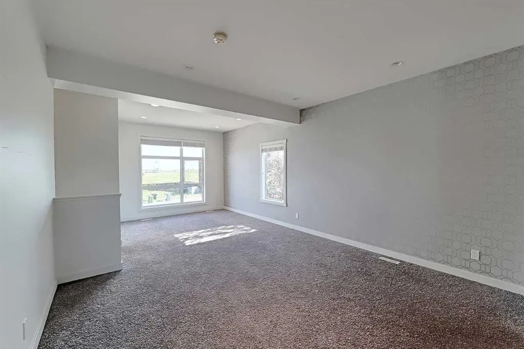 10 Walden Lane SE