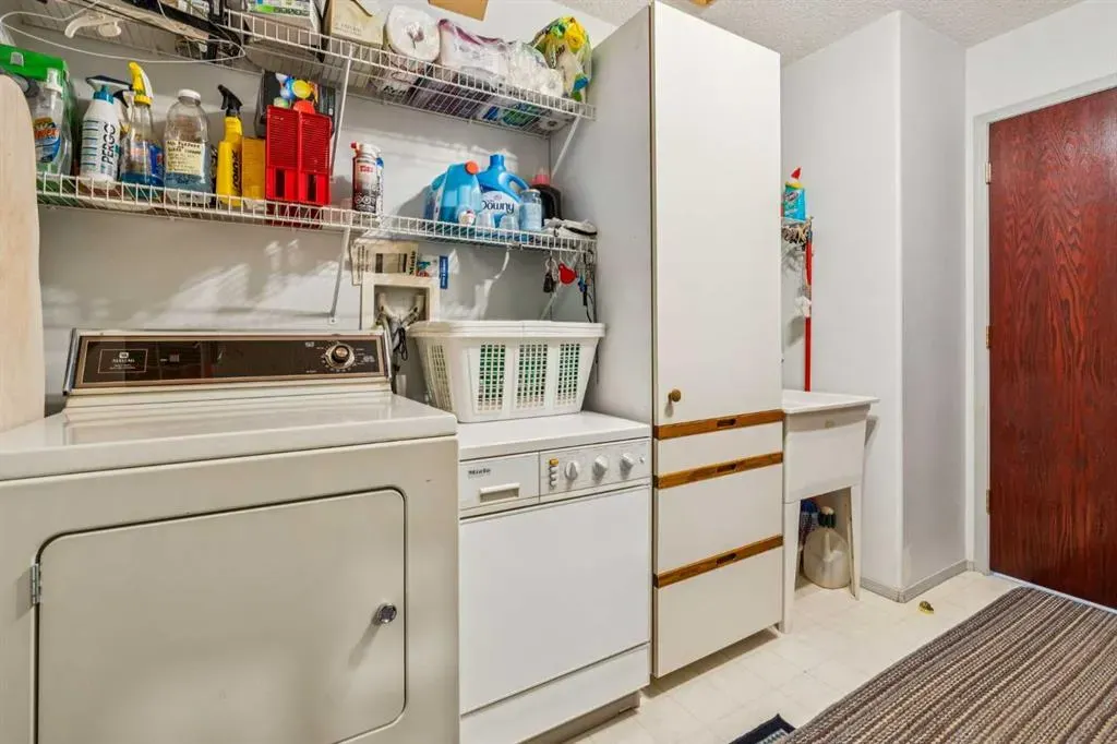 142 Elizabeth Way SE