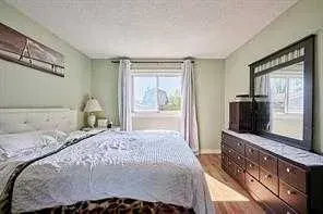 47 Doverglen Crescent SE