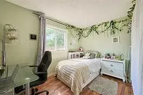47 Doverglen Crescent SE