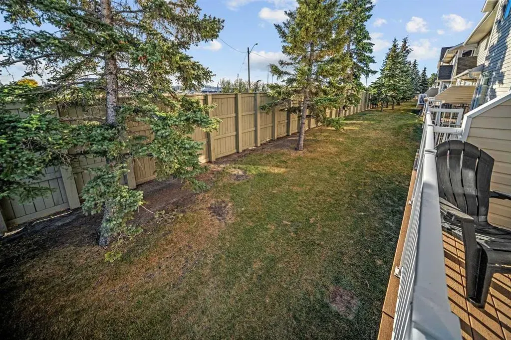 567 Edmonton Trail NE, #12
