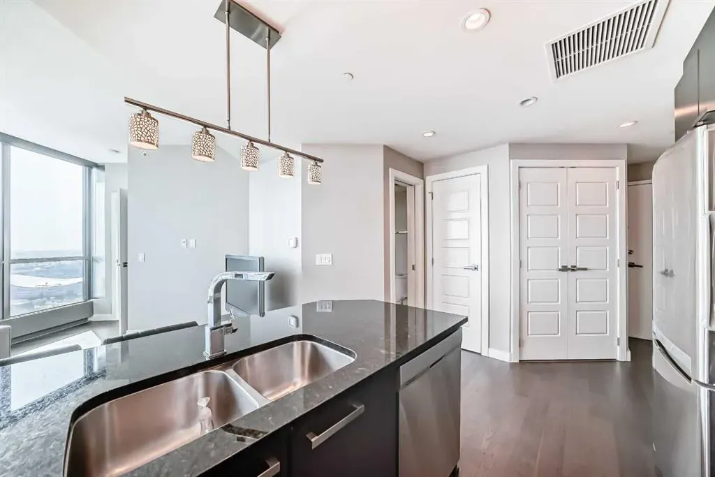 225 11 Avenue SE, #2805