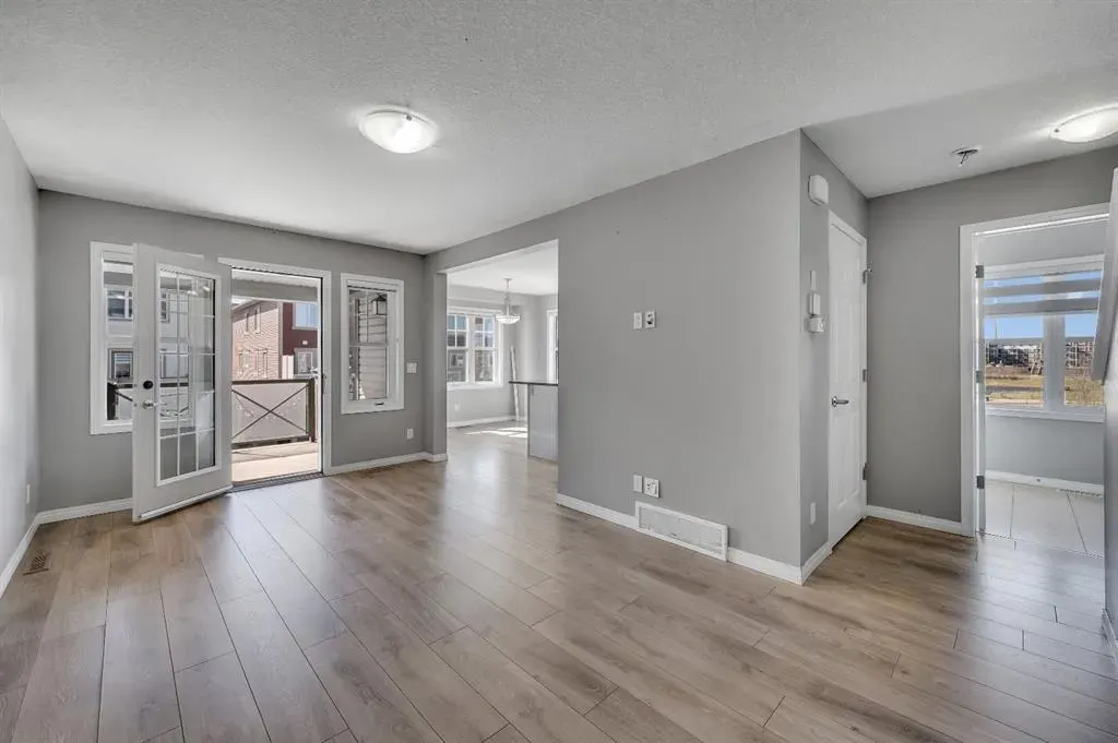 341 Cityscape Court NE
