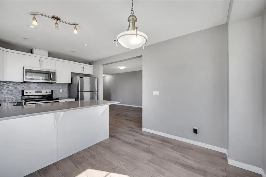341 Cityscape Court NE