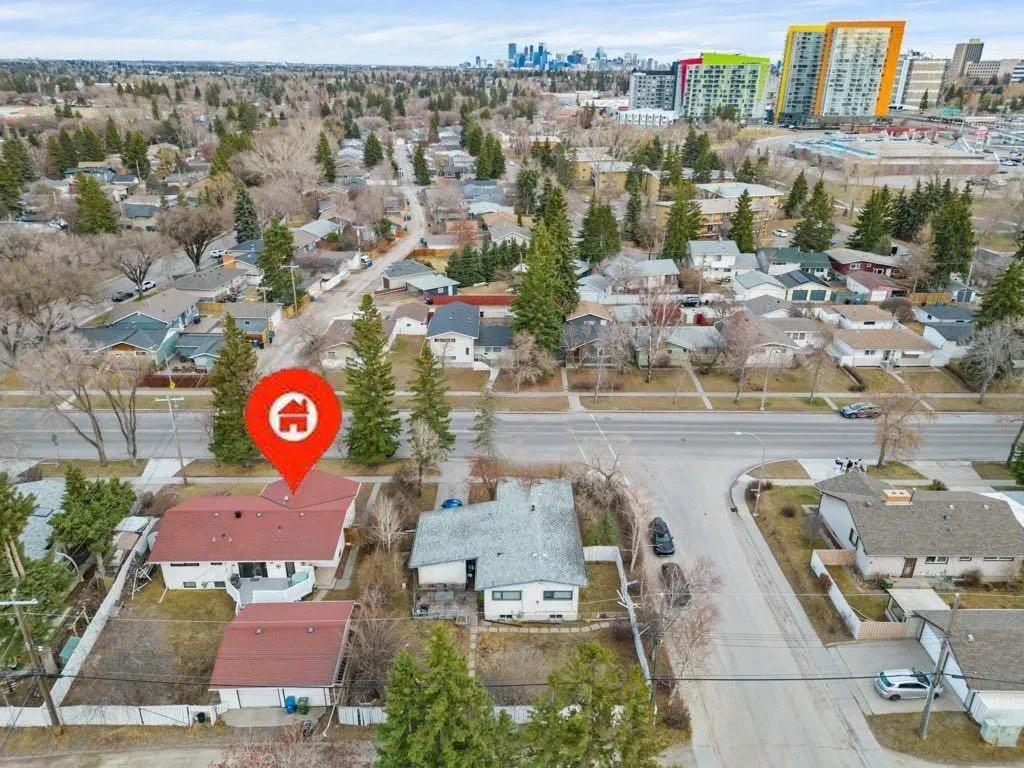4207 Brisebois Drive NW