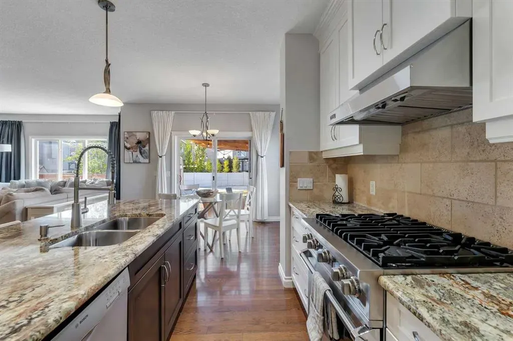 101 Bayside Court SW
