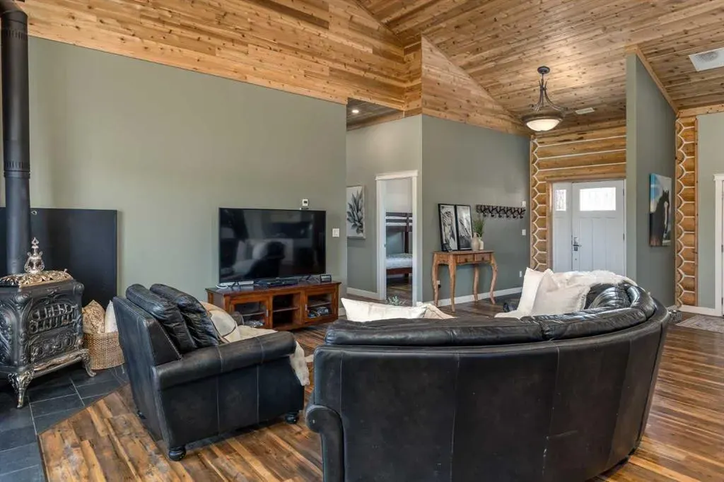 32101 Range Road 50