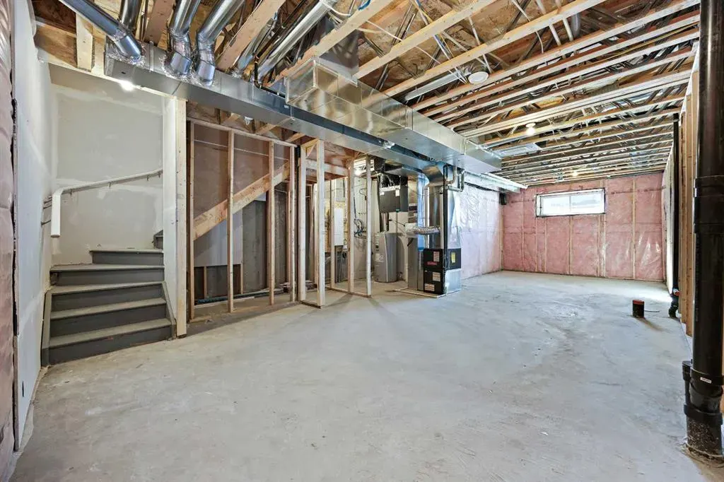2150 Bayview Drive SW