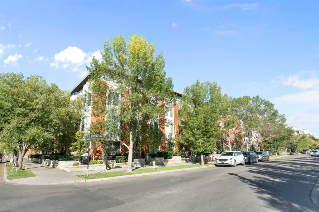 830 Centre Avenue NE, #406
