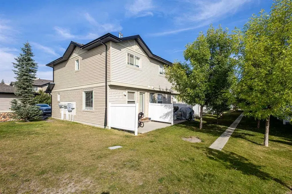 131 Saddlebrook Point NE