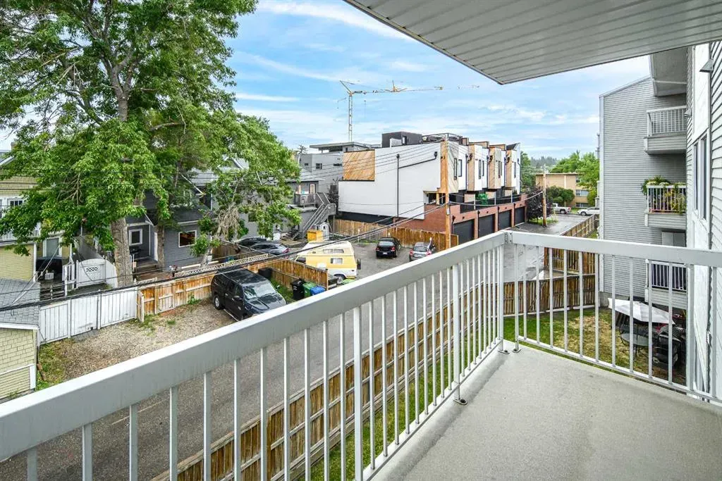 545 18 Avenue SW, #310
