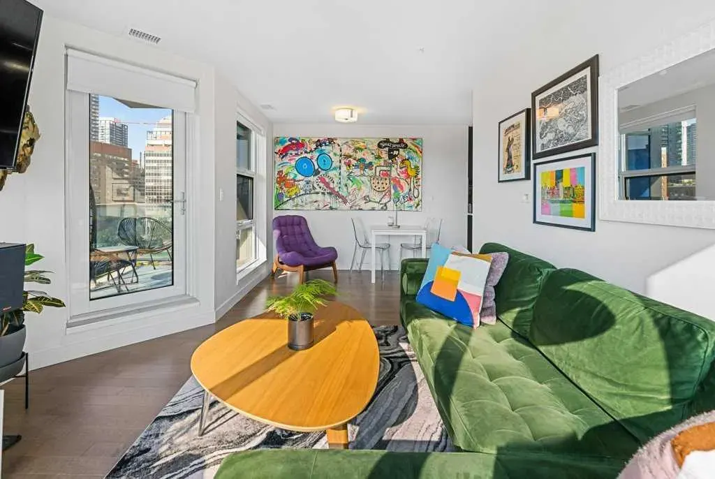 303 13 Avenue SW, #810