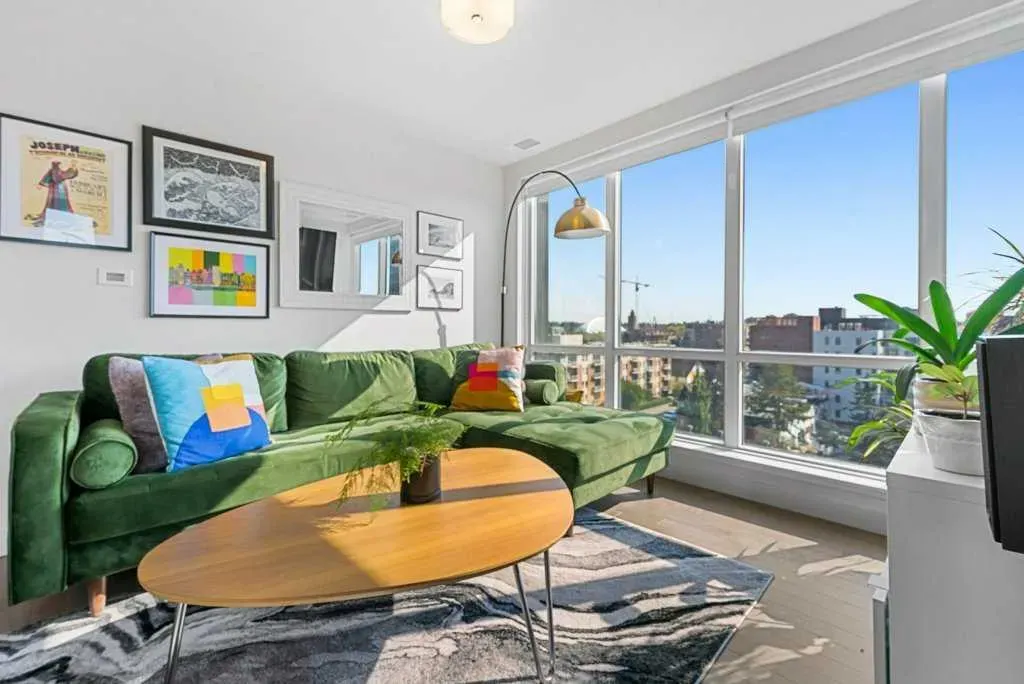 303 13 Avenue SW, #810