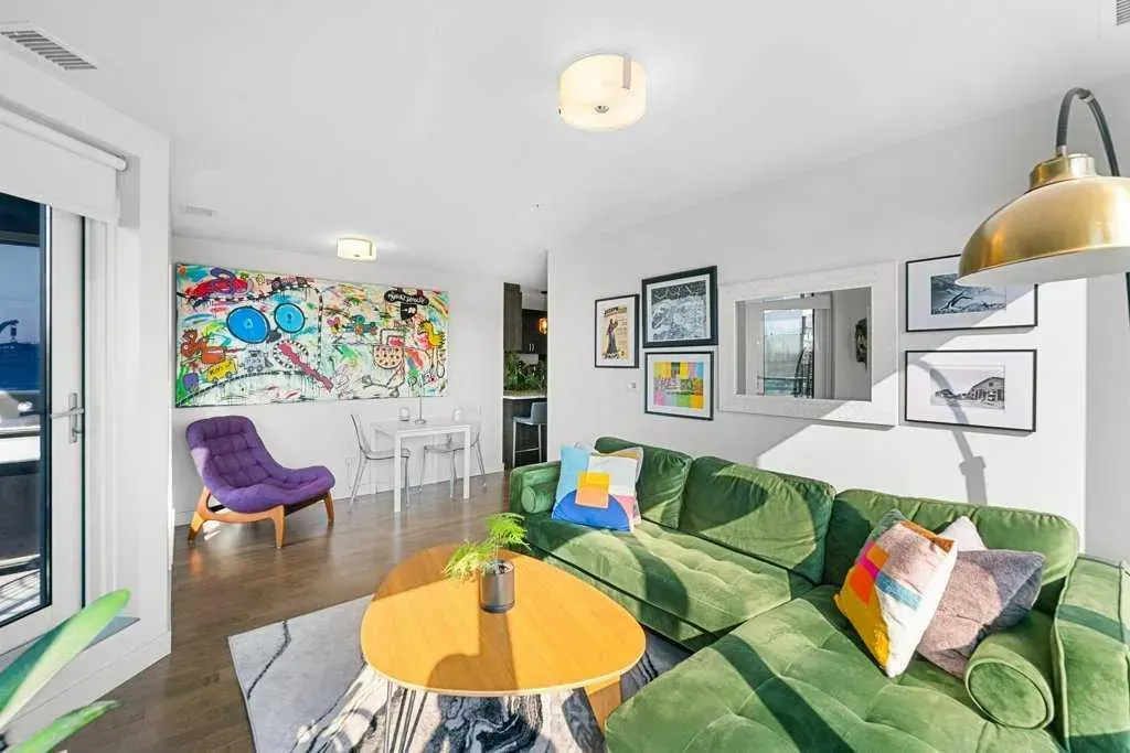 303 13 Avenue SW, #810