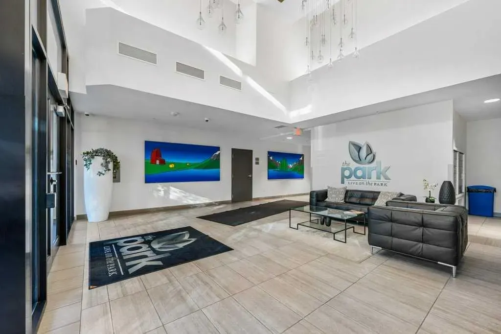 303 13 Avenue SW, #810