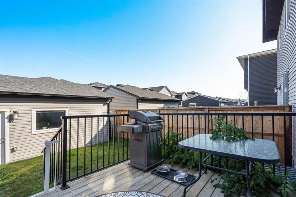 154 Creekside Drive SW