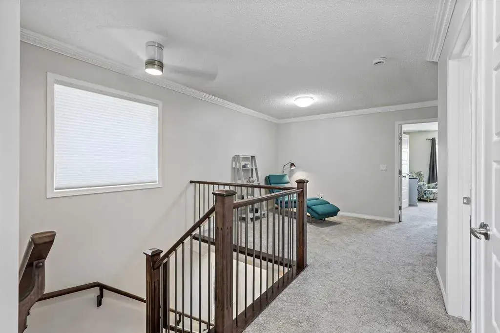 194 Canals Close SW