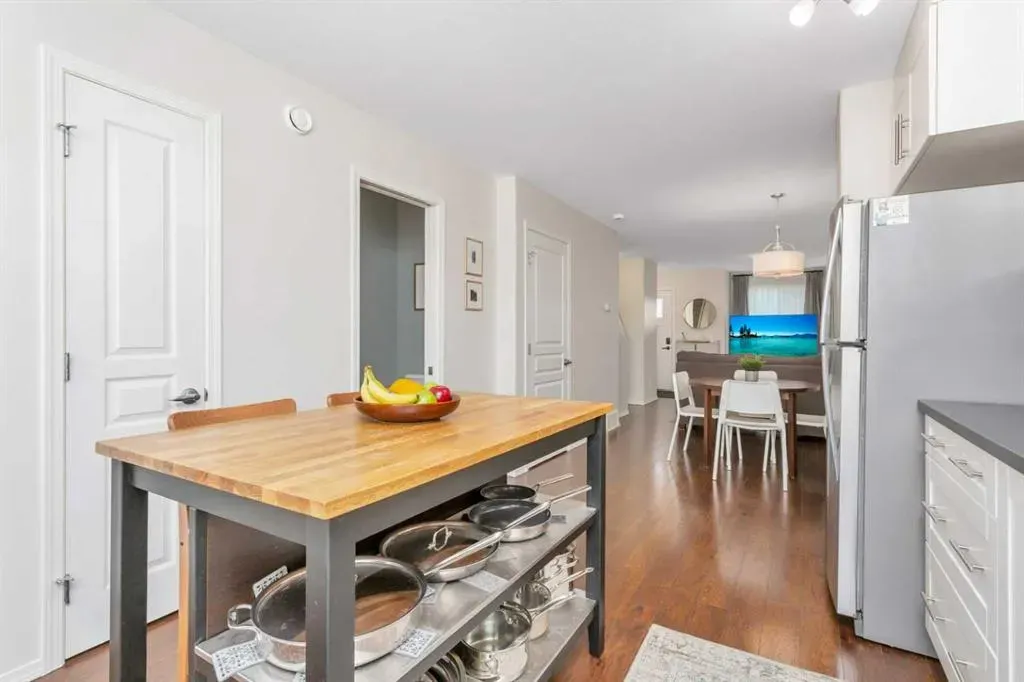 339 Viscount Drive, #303