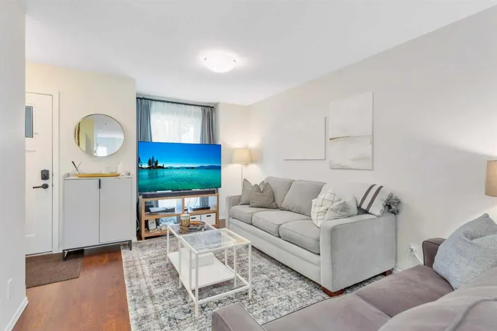 339 Viscount Drive, #303