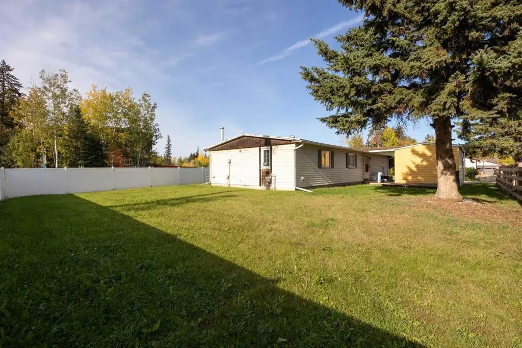 13 Saunderson Avenue