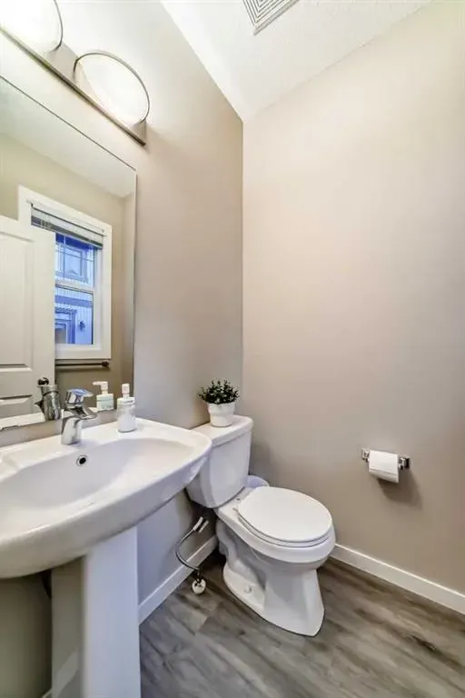 49 New Brighton Point SE