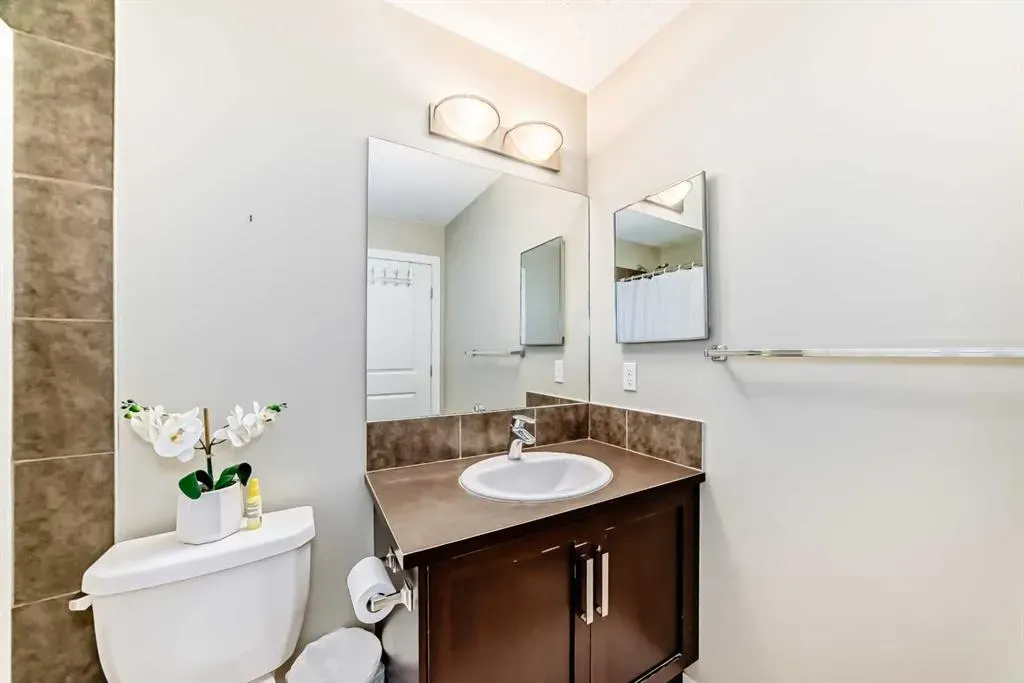 49 New Brighton Point SE