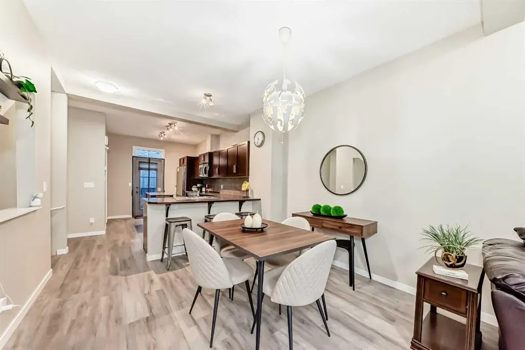 49 New Brighton Point SE